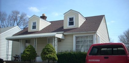 21118 Dexter, Warren