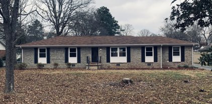 704 Westwood Dr, Tullahoma