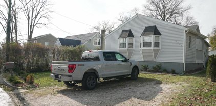 9626 Mason Ave, Parkville