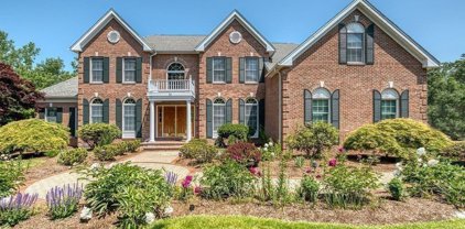 36 Greenwood Road, Hopkinton