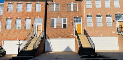 43068 Shadow Ter, Leesburg