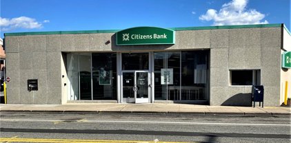 537 Smithfield Avenue, Pawtucket