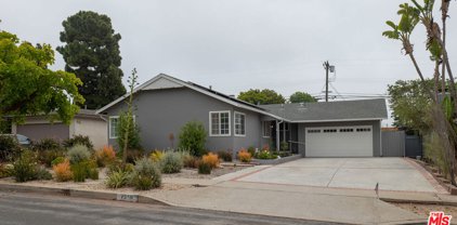 7248 W 90th St, Los Angeles
