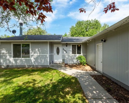 2051 NW 8th Street, Meridian