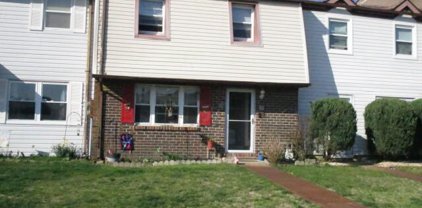 36 Greenwood Loop Road, Brick