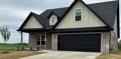1030 Mammoth  Street, Centerton