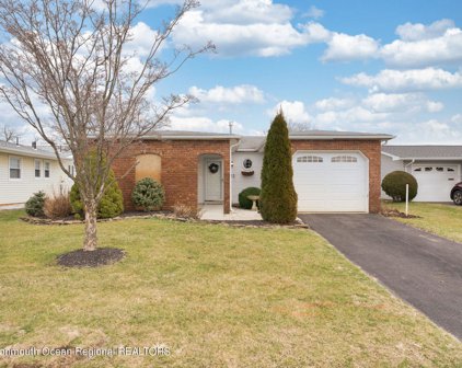 122 Whittier Road, Brick
