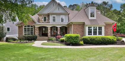 210 Steeple Point Drive, Roswell