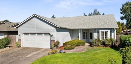 7466 Parkplace Dr, Keizer
