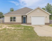 4641 Falcon Way, Crestview image
