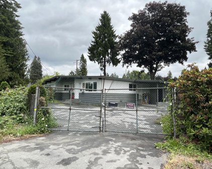 21896 Lougheed Highway, Maple Ridge