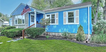 126 Scenic  Drive, Cranston