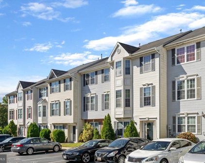 7710 Periwinkle   Way, Severn