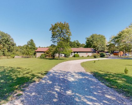594 Deer Creek Lane, Tullahoma