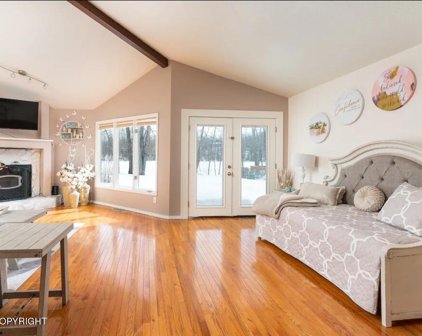 1839 Beaver Place, Anchorage