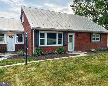 2800 Hilltop Dr, Manchester