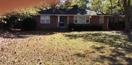 1059 Buford Highway, Sugar Hill