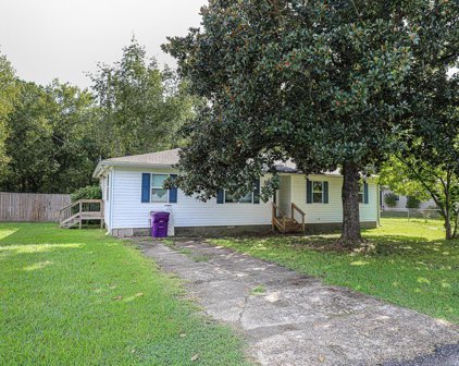 2605 W Robinhood, Bryant