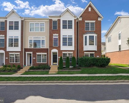 42657 Homefront Ter, Chantilly