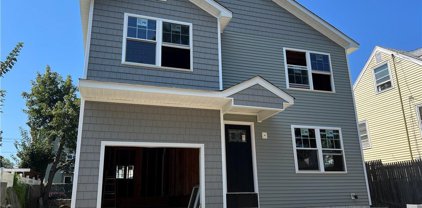 24 Wing Street, Bridgeport
