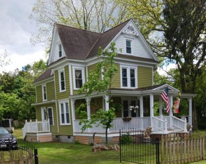 303 W Martin St, Snow Hill