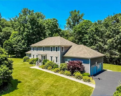 23 Doe Hollow Drive, Trumbull