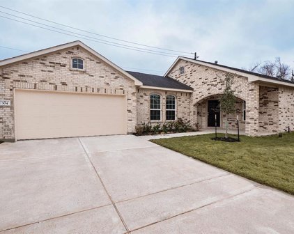 304 Barred Owl Court, Clute