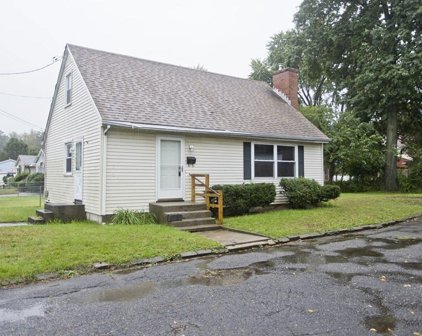 19 Lemay, Chicopee