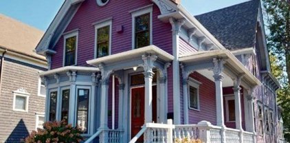 52 Morgan St, New Bedford