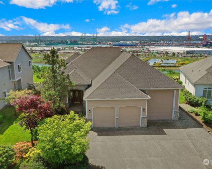 1828 Pointe Woodworth Drive NE, Tacoma