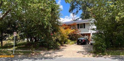 5000 Pierce Ave, College Park