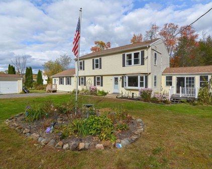 381 South St, Warren