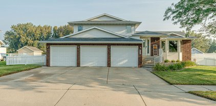 430 Napa Loop, Bismarck