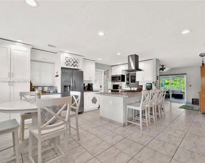 9941 Bahama Dr, Cutler Bay