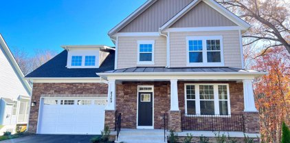 7530 Pine St, Manassas
