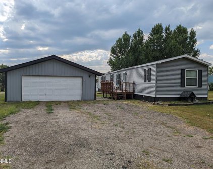 215 Dove Street, Bismarck