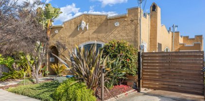 2558 Fern ST, Oakland