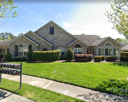 721 Ledgestone  Court, Tega Cay