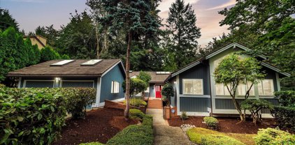 618 175th Place NE, Bellevue