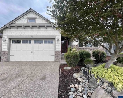 513 Tukwila Dr, Woodburn