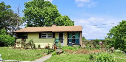 2746 Idlewild Ne Blvd, Roanoke