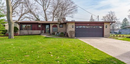 166 Lynwood Lane, Battle Creek