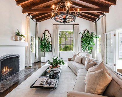 5655  Briarcliff Rd, Los Angeles