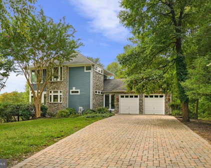 569 Beech Dr, Lusby