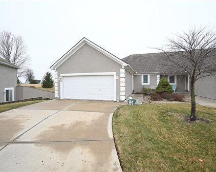 404 Marina Court, Smithville