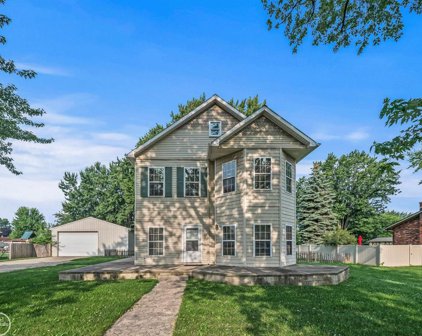 42109 Hayes, Sterling Heights