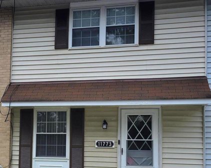 11773 Oak Manor Dr Unit #77, Waldorf