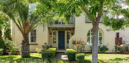 318 Bryant Ave, Alameda