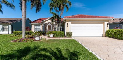 7623 Cameron Circle, Fort Myers