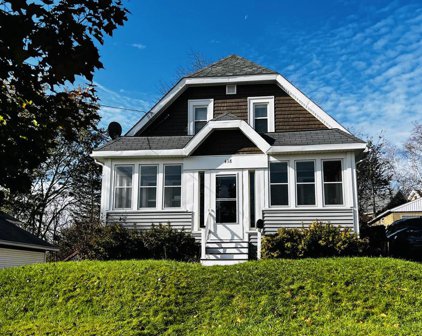 418 Fairview Avenue, Waukesha